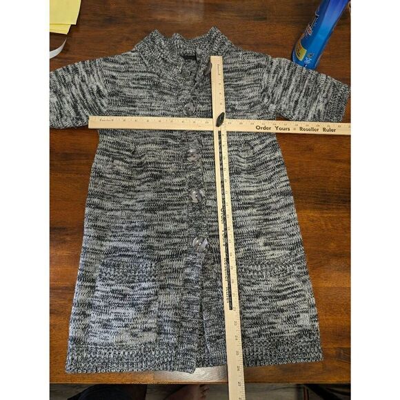 The Limited Women's Short Sleeve Gray Shimmer Sweater Button Down Cardigan Women - Picture 6 of 6